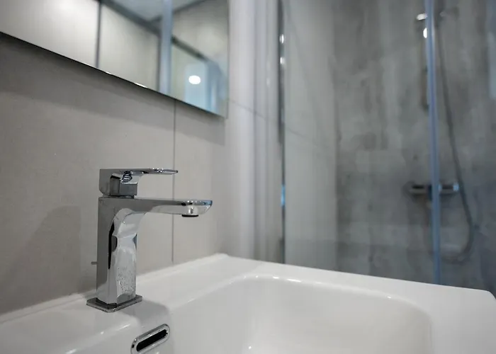 Lejlighed Special Offer - Modern Apartment, Walking Distance To Beach, Hot Tub, Bbq, Rooftop Sea Views